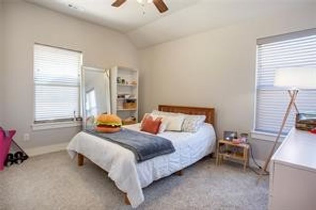 80 E Joliet Street, Farmington, AR 72730