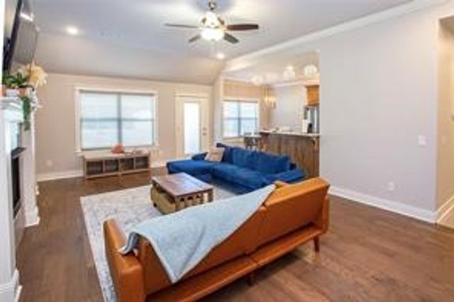 80 E Joliet Street, Farmington, AR 72730