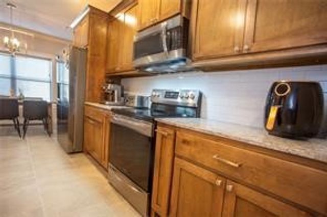 80 E Joliet Street, Farmington, AR 72730