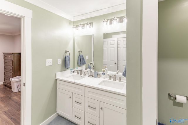 414 Hough Road, Laceys Spring, AL 35754