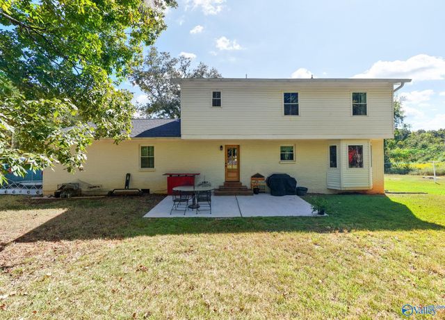 414 Hough Road, Laceys Spring, AL 35754