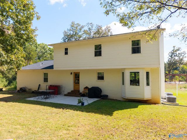414 Hough Road, Laceys Spring, AL 35754