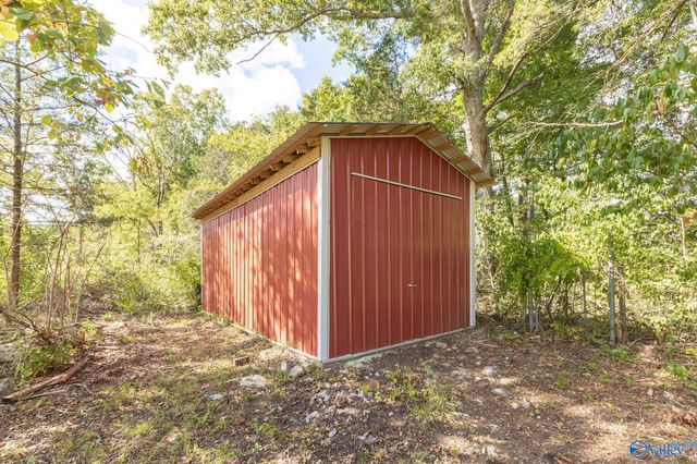 414 Hough Road, Laceys Spring, AL 35754