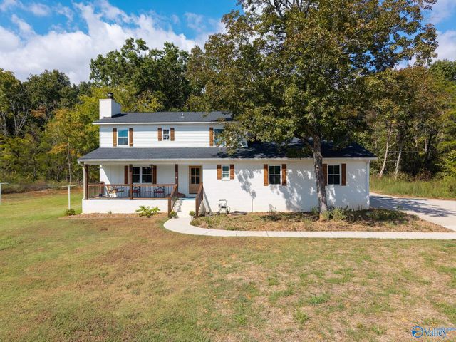 414 Hough Road, Laceys Spring, AL 35754