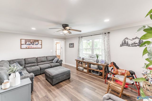 414 Hough Road, Laceys Spring, AL 35754