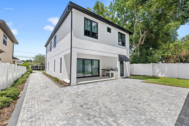 902 SHADY LANE DRIVE, Orlando, FL 32804