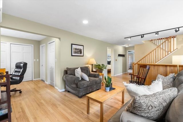 71 Sargent Road, Winchester, MA 01890