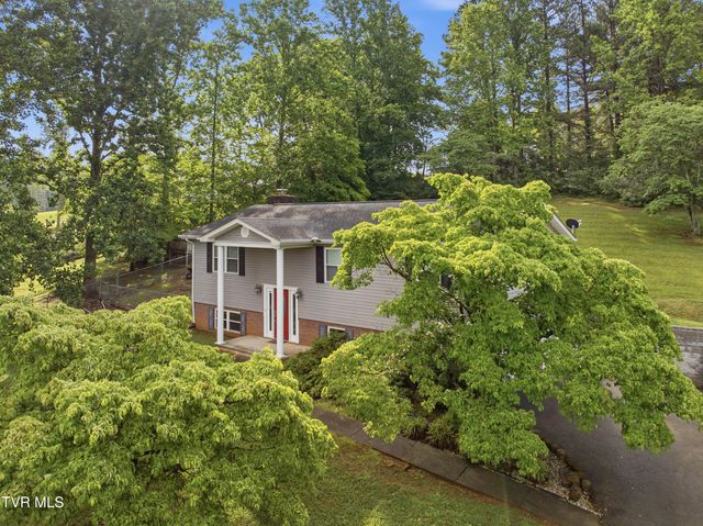 828 Murrell Road, Morristown, TN 37814
