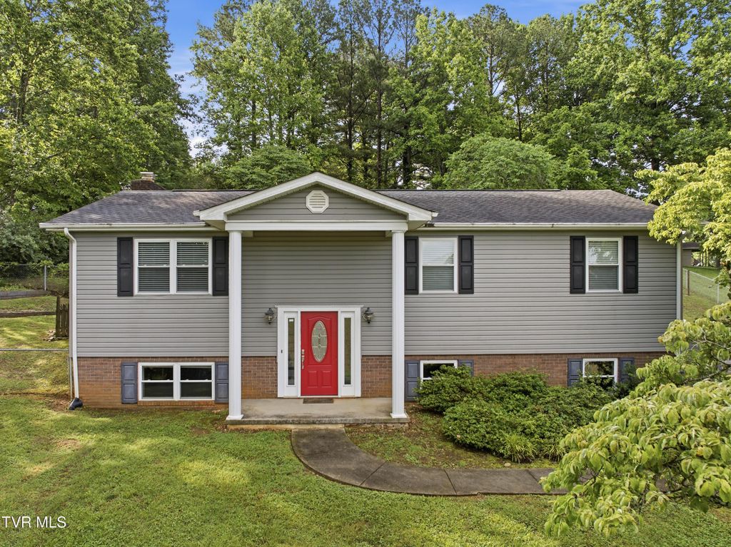 828 Murrell Road, Morristown, TN 37814