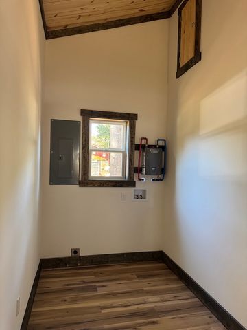 109 Lillian, Opp, AL 36467