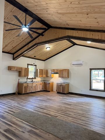 109 Lillian, Opp, AL 36467