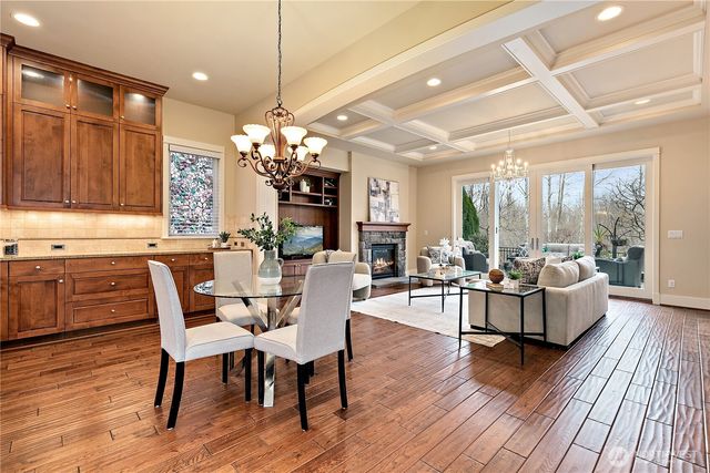 17248 NE 46th Court, Redmond, WA 98052