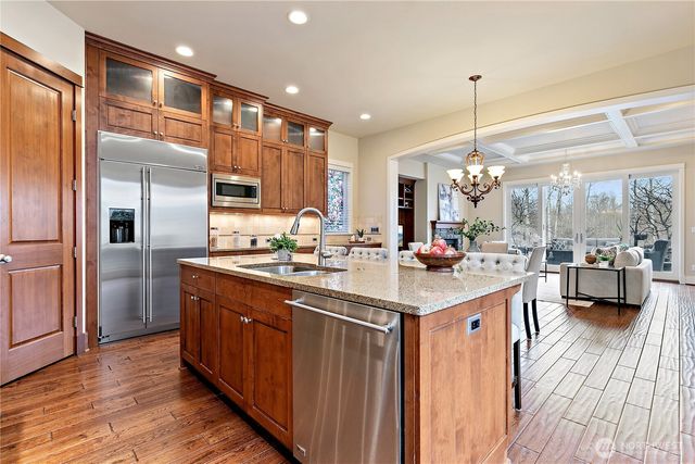 17248 NE 46th Court, Redmond, WA 98052