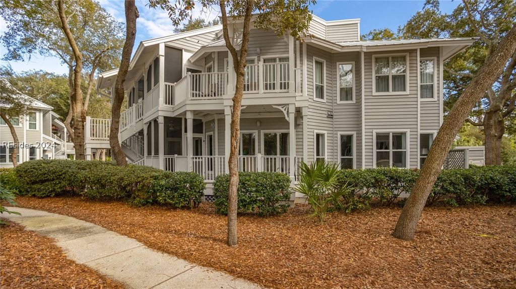 Image 33 of property listing at 14 Wimbledon Ct # 808-3, Hilton Head Island, SC 29928