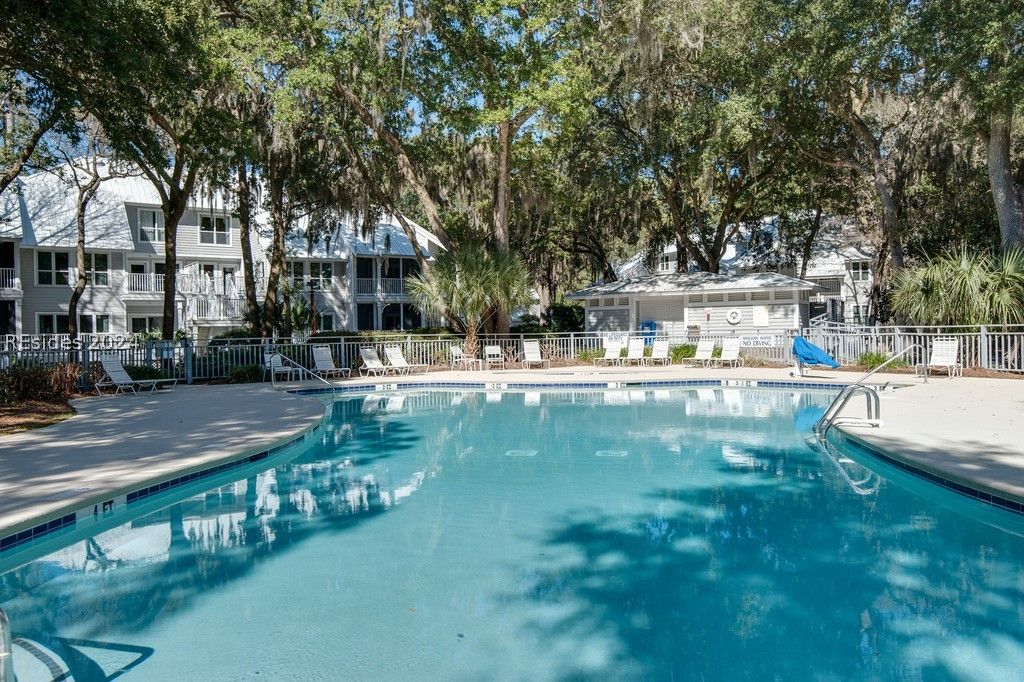 Image 35 of property listing at 14 Wimbledon Ct # 808-3, Hilton Head Island, SC 29928