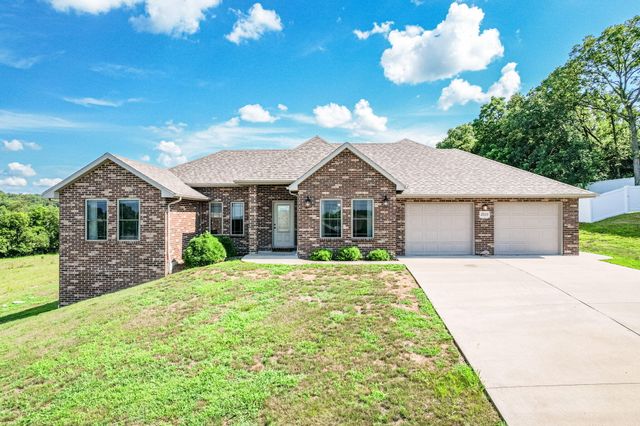 3510 CHRISTIAN RDG, Jefferson City, MO 65101