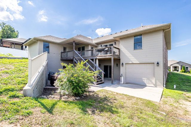 3510 CHRISTIAN RDG, Jefferson City, MO 65101