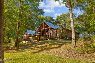 19 Devonshire Way, Flora, MS 39071