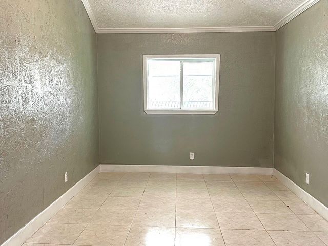 7347 Remegan Road, Houston, TX 77033