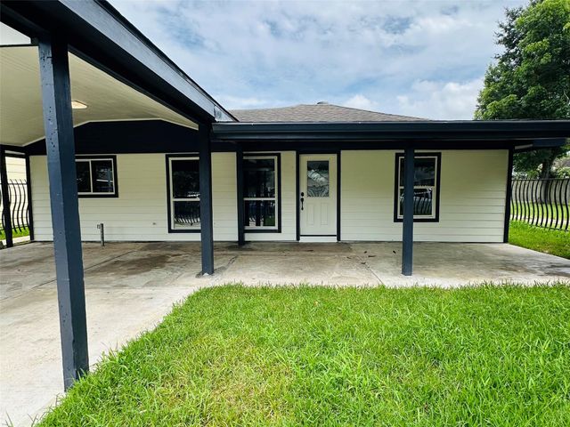 7347 Remegan Road, Houston, TX 77033