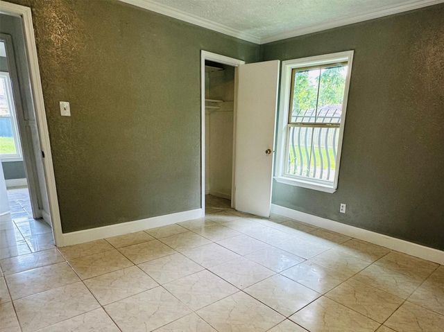 7347 Remegan Road, Houston, TX 77033