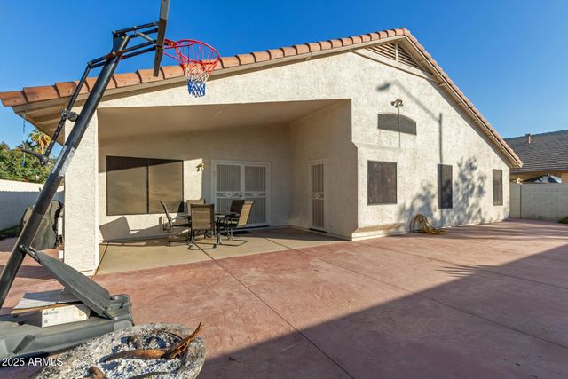 128 N 166TH Lane, Goodyear, AZ 85338