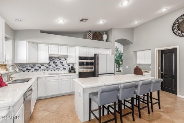 128 N 166TH Lane, Goodyear, AZ 85338