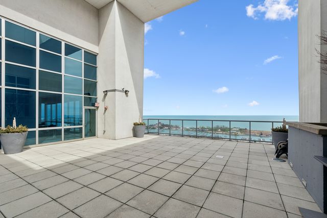 1629 S Prairie Avenue 2701, Chicago, IL 60616