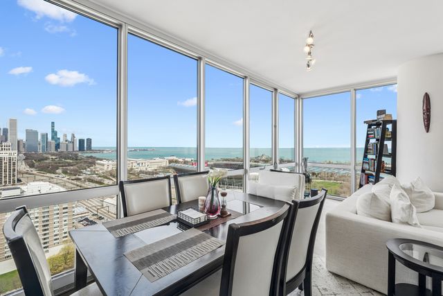 1629 S Prairie Avenue 2701, Chicago, IL 60616