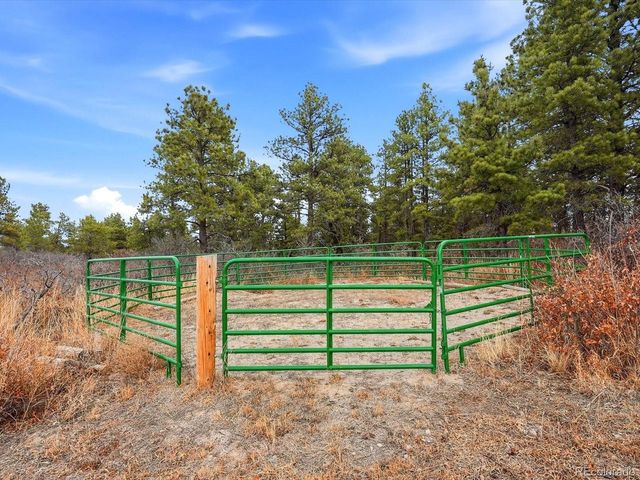 7750 E Greenland Rd, Franktown, CO 80116