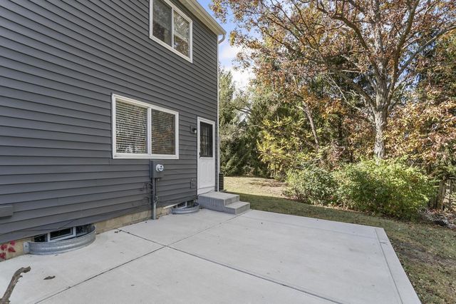 384 W Powell Road, Powell, OH 43065