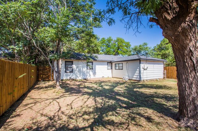 4629 Elgin Avenue, Lubbock, TX 79413