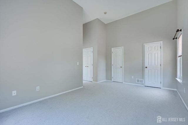 15 Barbour Place, Piscataway, NJ 08854