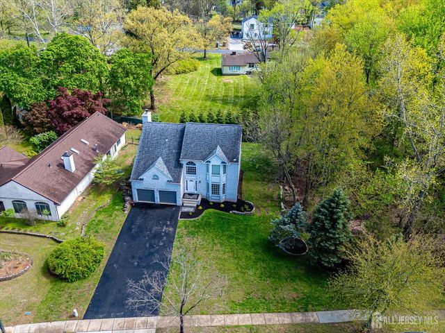 15 Barbour Place, Piscataway, NJ 08854