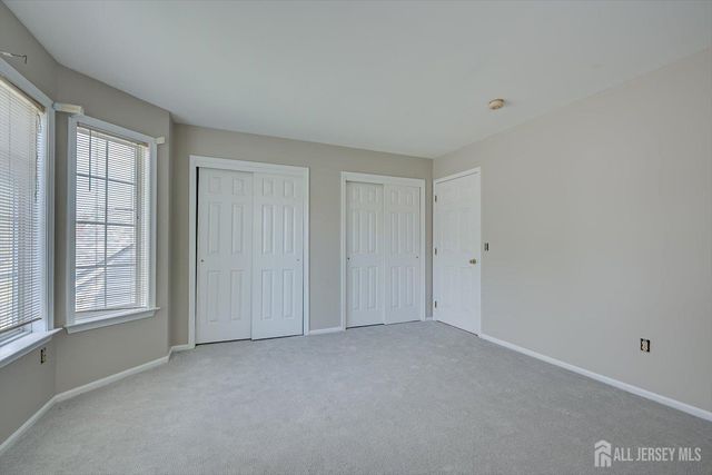 15 Barbour Place, Piscataway, NJ 08854