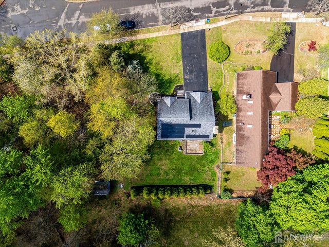 15 Barbour Place, Piscataway, NJ 08854