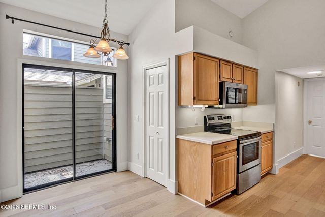 38 LOGGERHEAD Lane, Ponte Vedra Beach, FL 32082