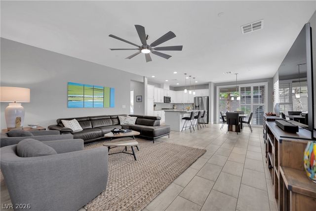 279 Via Della Fortuna, Henderson, NV 89011