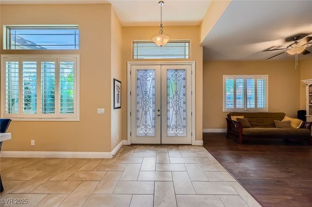 7418 Lawrence Powers Court, Las Vegas, NV 89129