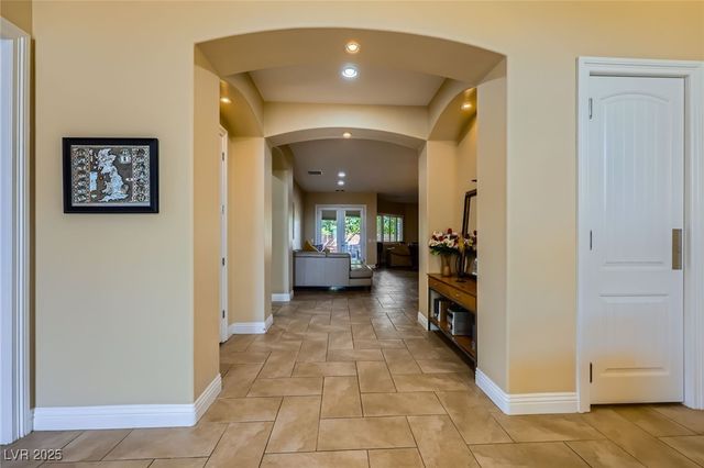 7418 Lawrence Powers Court, Las Vegas, NV 89129