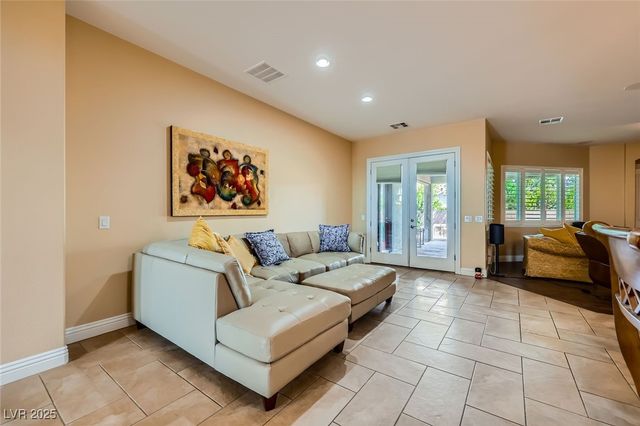 7418 Lawrence Powers Court, Las Vegas, NV 89129