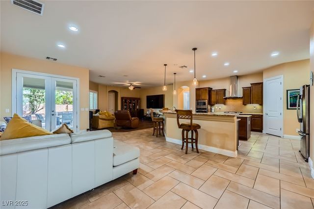 7418 Lawrence Powers Court, Las Vegas, NV 89129