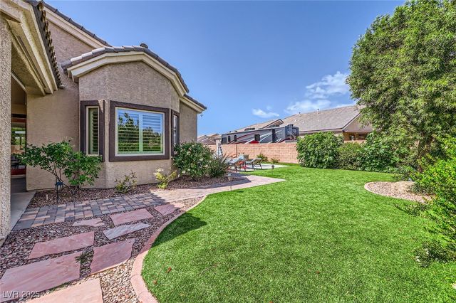 7418 Lawrence Powers Court, Las Vegas, NV 89129