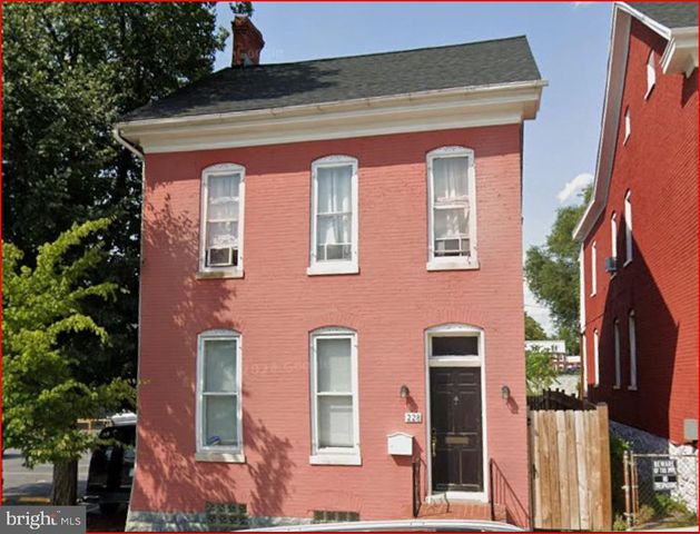 228 E WASHINGTON ST, Hagerstown, MD 21740