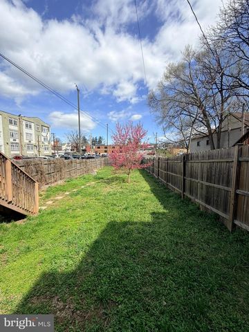 228 E WASHINGTON ST, Hagerstown, MD 21740