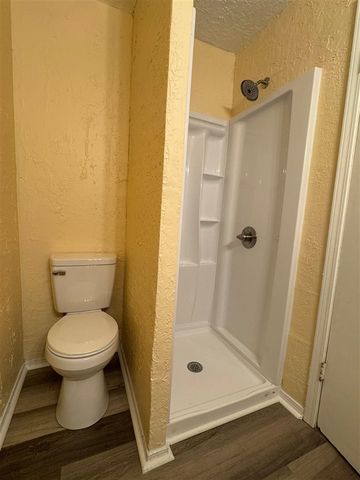 2145 NW Denver Ave, Lawton, OK 73505