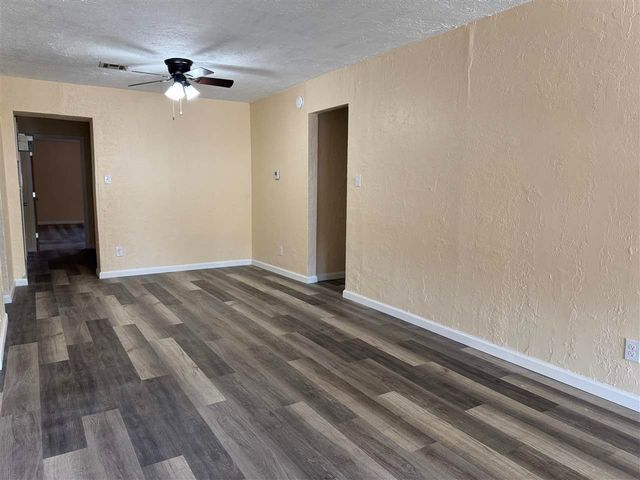 2145 NW Denver Ave, Lawton, OK 73505