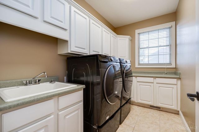 8533 Silver Oak Court, Clearcreek Twp., OH 45066