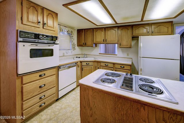 4710 N Paseo Saric, Tucson, AZ 85750