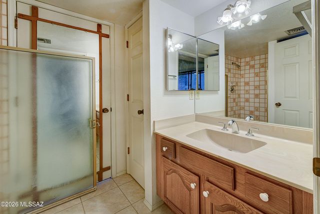 4710 N Paseo Saric, Tucson, AZ 85750